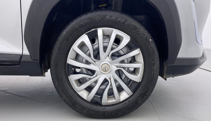 2021 Nissan MAGNITE XE 1.0 MT, Petrol, Manual, 17,784 km, Right Front Wheel
