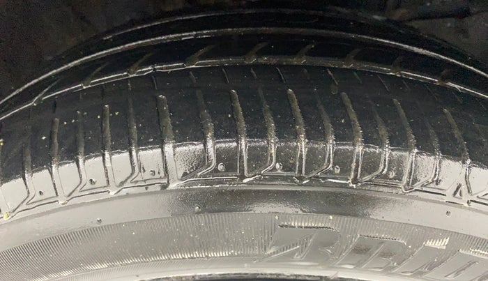 2014 Honda City SV MT DIESEL, Diesel, Manual, 62,269 km, Right Front Tyre Tread
