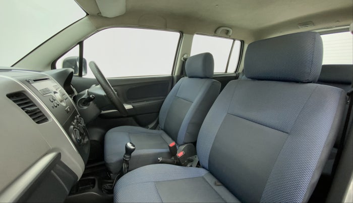 2011 Maruti Wagon R 1.0 VXI, Petrol, Manual, 83,001 km, Right Side Front Door Cabin