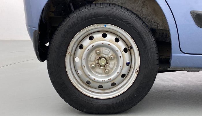 2014 Maruti Wagon R 1.0 LXI CNG, CNG, Manual, 63,029 km, Right Rear Wheel