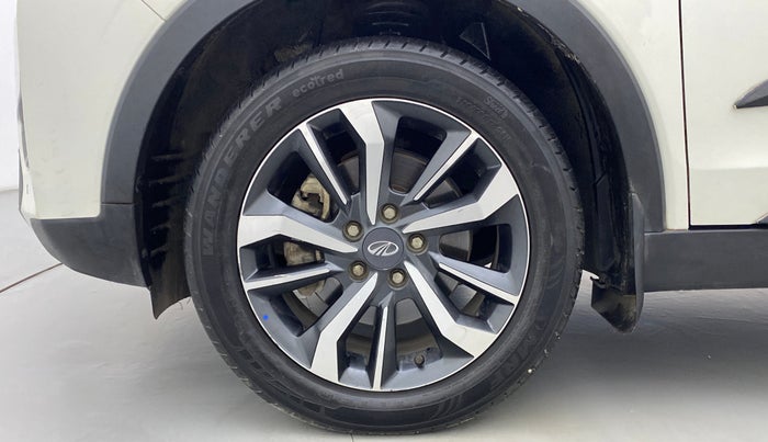 2021 Mahindra XUV300 W8(O), Diesel, Manual, 68,093 km, Left Front Wheel
