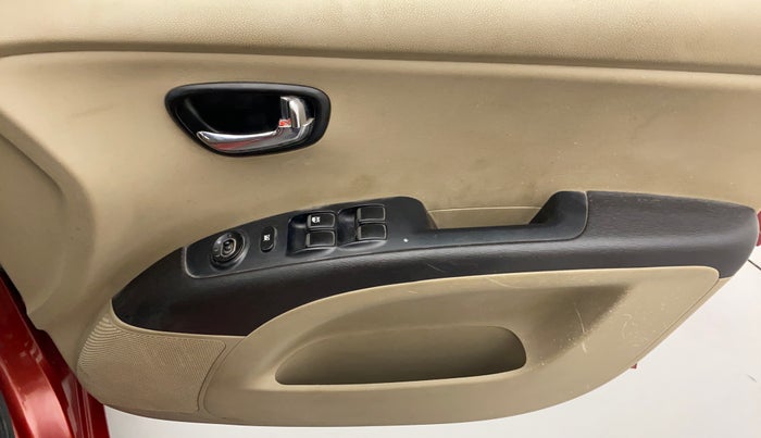 2011 Hyundai i10 SPORTZ 1.2, Petrol, Manual, 68,179 km, Driver Side Door Panels Control
