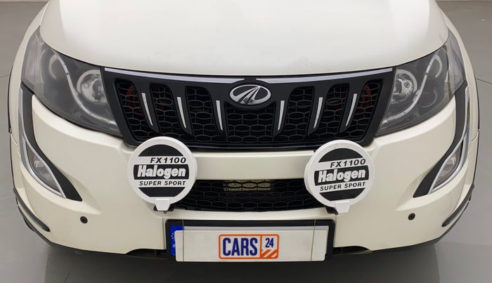 2016 Mahindra XUV500 W10 AWD AT, Diesel, Automatic, 95,776 km, Front bumper - Paint has minor damage