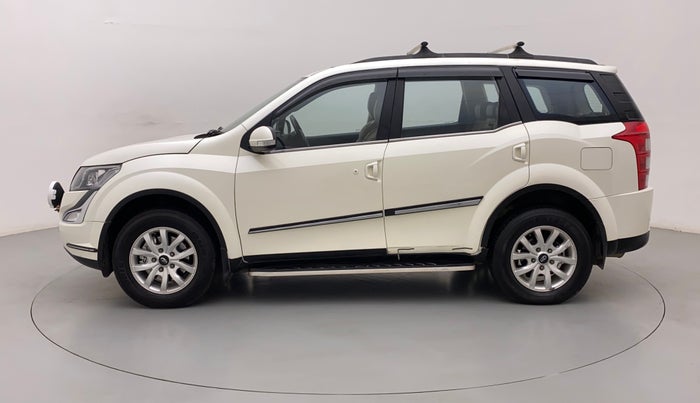 2016 Mahindra XUV500 W10 AWD AT, Diesel, Automatic, 95,776 km, Left Side