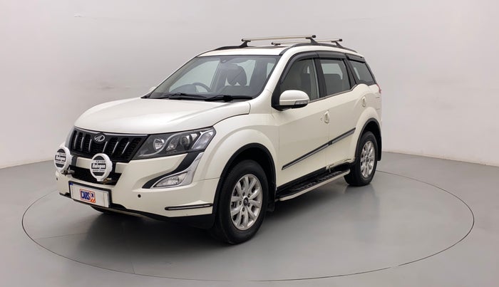 2016 Mahindra XUV500 W10 AWD AT, Diesel, Automatic, 95,776 km, Left Front Diagonal