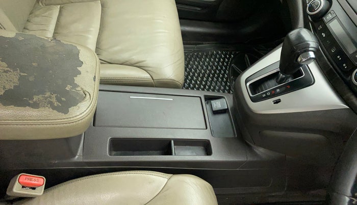 2015 Honda CRV 2.0L I-VTEC 2WD AT, Petrol, Automatic, 1,07,434 km, Gear Lever