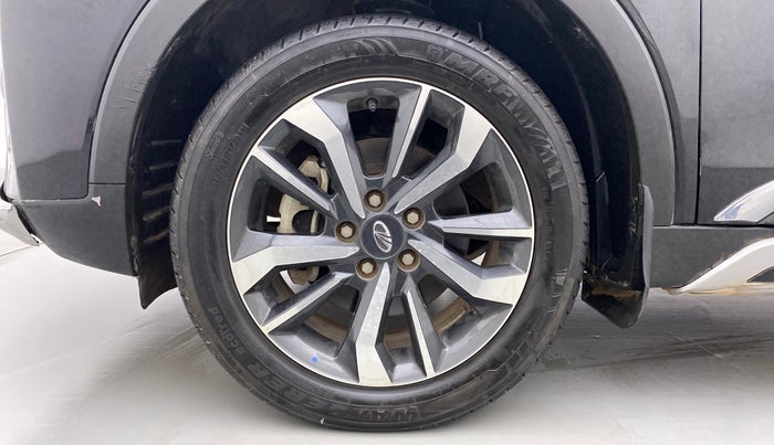 2019 Mahindra XUV300 1.2 W8 OPT, Petrol, Manual, 13,538 km, Left Front Wheel