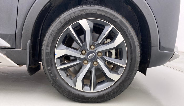 2019 Mahindra XUV300 1.2 W8 OPT, Petrol, Manual, 13,538 km, Right Front Wheel
