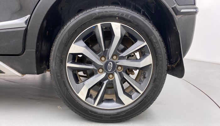 2019 Mahindra XUV300 1.2 W8 OPT, Petrol, Manual, 13,538 km, Left Rear Wheel