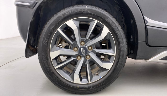 2019 Mahindra XUV300 1.2 W8 OPT, Petrol, Manual, 13,538 km, Right Rear Wheel