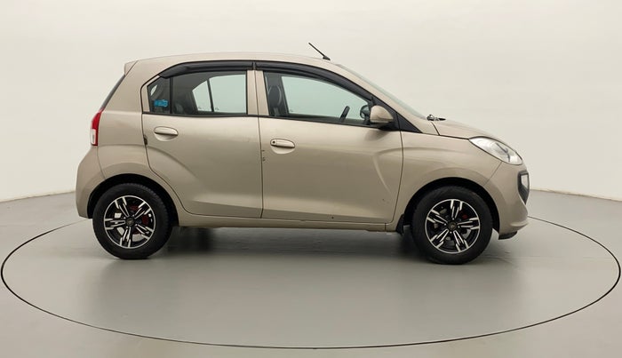 2019 Hyundai NEW SANTRO SPORTZ CNG, CNG, Manual, 81,084 km, Right Side View