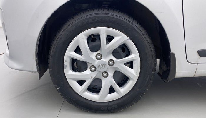 2018 Hyundai Grand i10 SPORTZ 1.2 KAPPA VTVT, Petrol, Manual, 30,541 km, Left Front Wheel