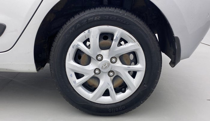 2018 Hyundai Grand i10 SPORTZ 1.2 KAPPA VTVT, Petrol, Manual, 30,541 km, Left Rear Wheel