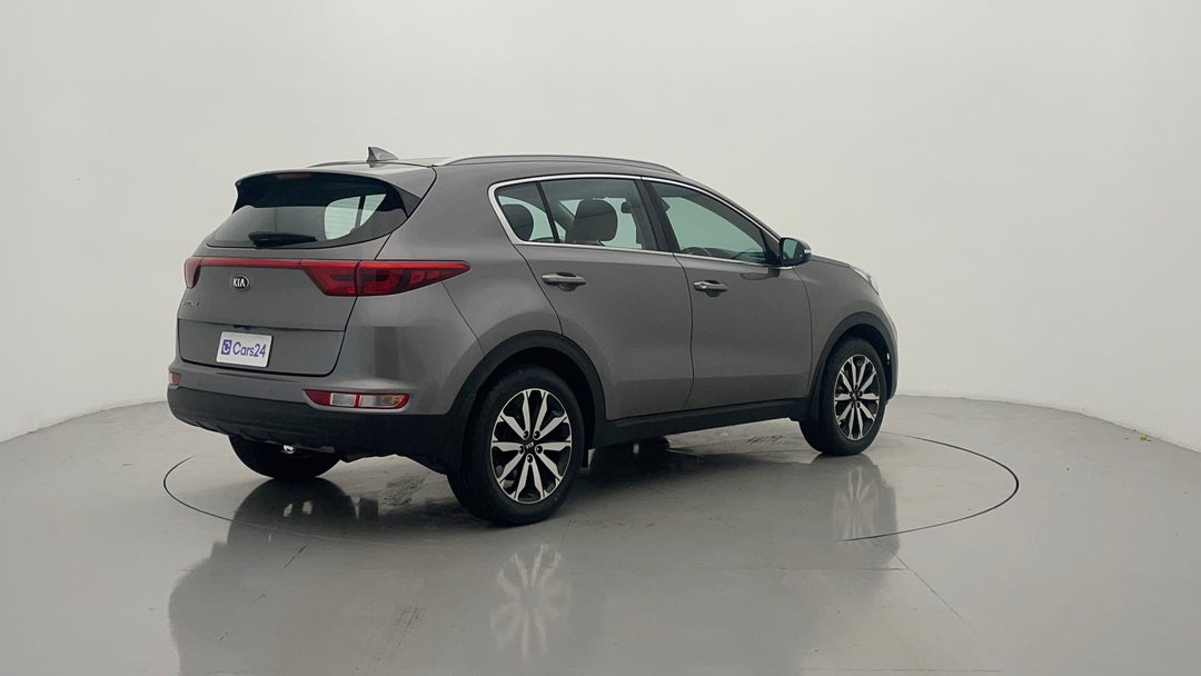 Right Back Diagonal (45- Degree) View