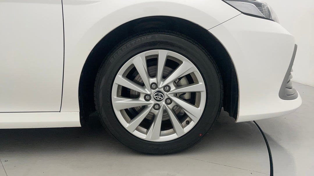 2023 Toyota Camry Ascent, Automatic, 51382 km, Right Front Wheel