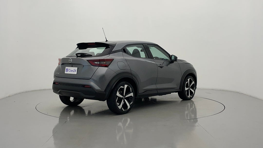 Right Back Diagonal (45- Degree) View