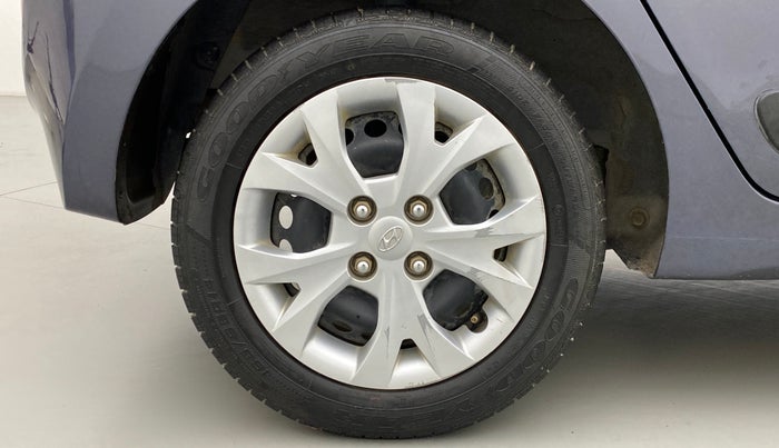 2014 Hyundai Grand i10 SPORTZ 1.2 KAPPA VTVT, Petrol, Manual, 48,233 km, Right Rear Wheel
