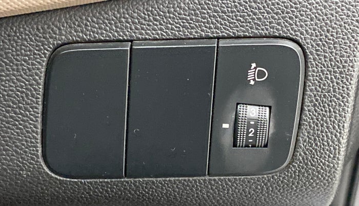 2014 Hyundai Grand i10 SPORTZ 1.2 KAPPA VTVT, Petrol, Manual, 48,233 km, Dashboard - Headlight height adjustment not working