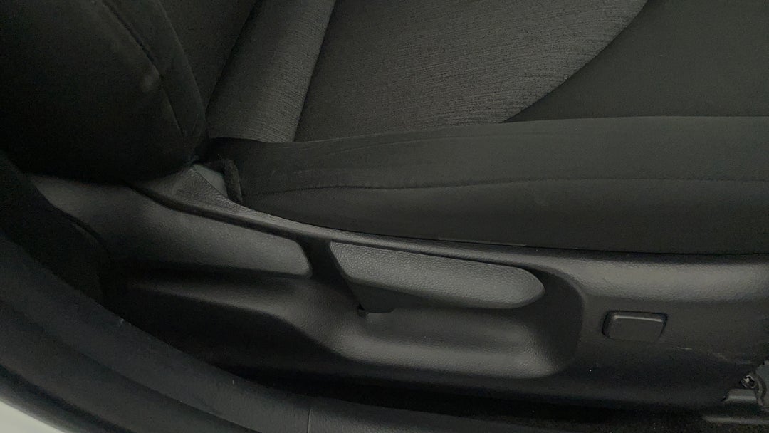 2023 Toyota Camry Ascent, Automatic, 54631 km, Drivers Side Adjustment Panel