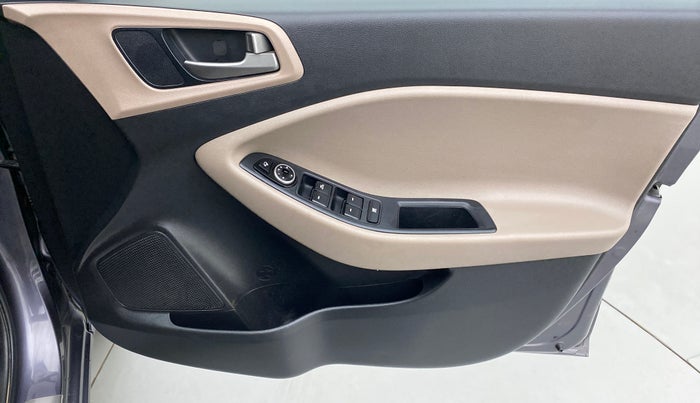 2017 Hyundai Elite i20 1.4 CRDI ASTA (O), Diesel, Manual, 78,825 km, Driver Side Door Panels Control