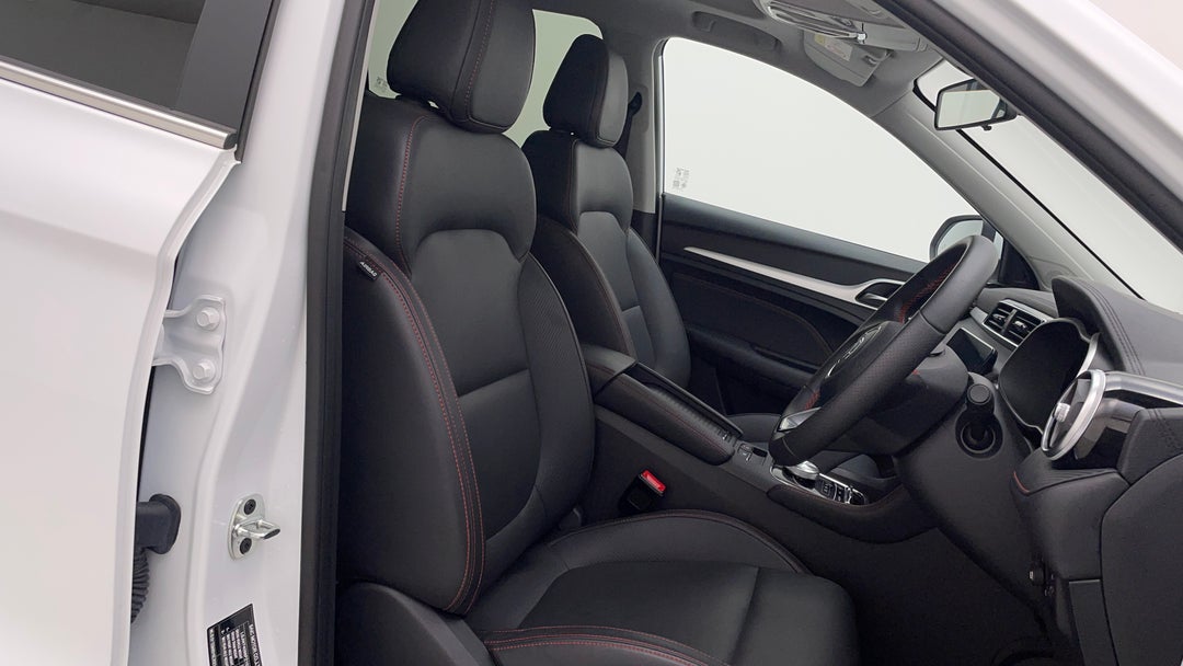 2023 MG ZS EV Essence, Automatic, 4277 km, Right Side Front Door Cabin View
