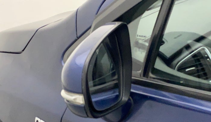2018 Maruti S Cross ZETA 1.3, Diesel, Manual, 79,760 km, Left rear-view mirror - Mirror movement not proper
