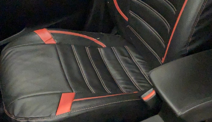 2018 Maruti S Cross ZETA 1.3, Diesel, Manual, 79,760 km, Driver seat - Cover slightly torn