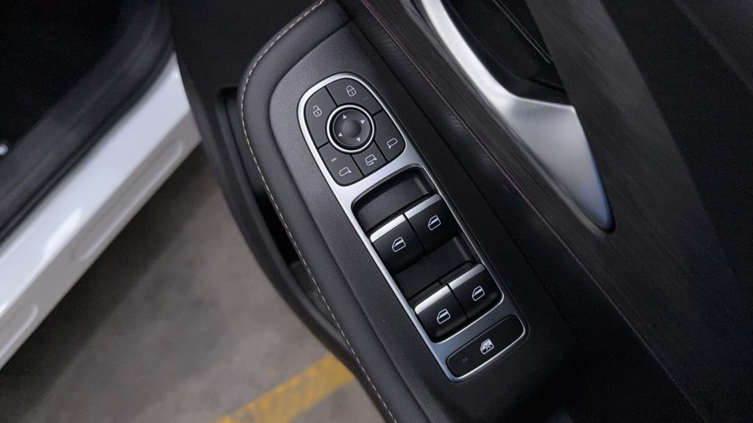 2025 Chery C5 Urban, Automatic, 17709 km, Drivers Side Door Panel Controls