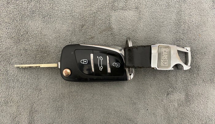2020 Mahindra Scorpio S5, Diesel, Manual, 36,320 km, Key Close Up