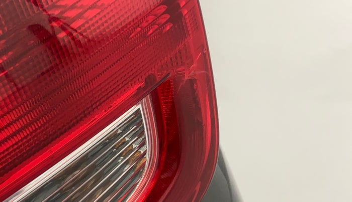 2018 Honda Amaze 1.5L I-DTEC V CVT, Diesel, Automatic, 90,087 km, Right tail light - Minor damage