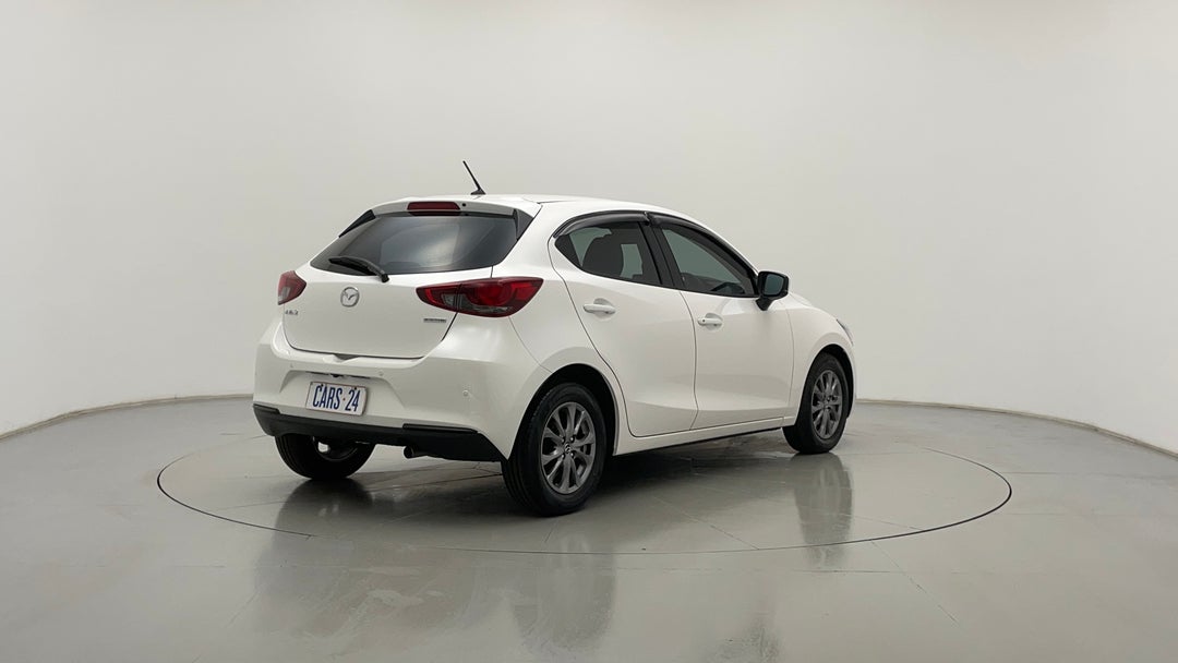 Right Back Diagonal (45- Degree) View