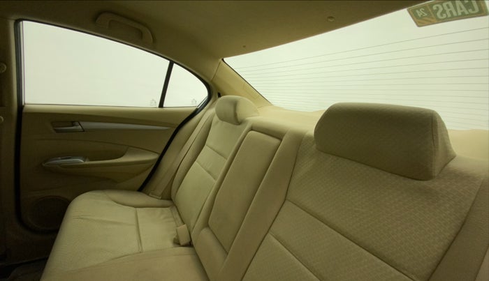2010 Honda City 1.5L I-VTEC V AT, Petrol, Automatic, 64,115 km, Right Side Rear Door Cabin