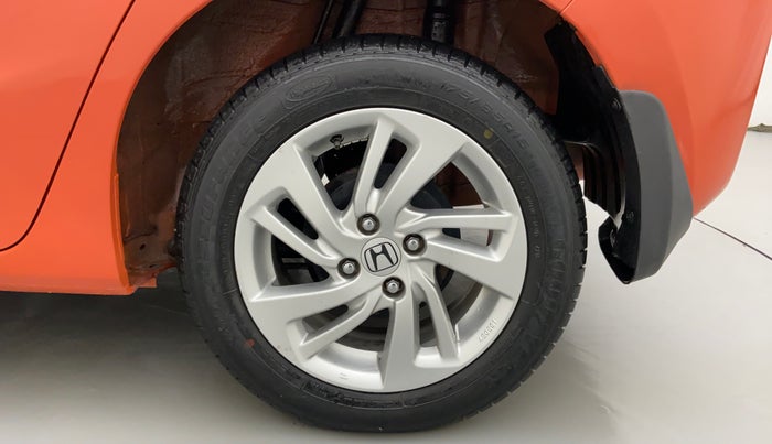 2015 Honda Jazz 1.2 V AT, Petrol, Automatic, 11,226 km, Left Rear Wheel