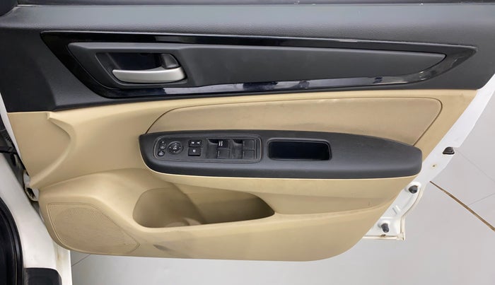 2018 Honda Amaze 1.2L I-VTEC S, Petrol, Manual, 36,336 km, Driver Side Door Panels Control