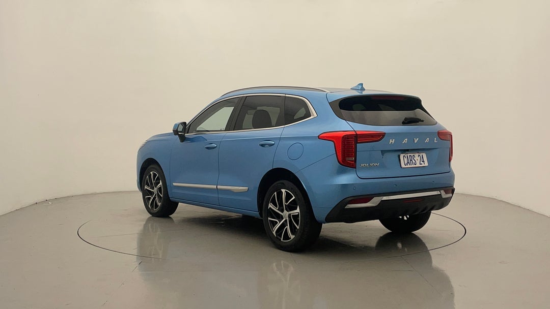 Left Back Diagonal (45- Degree) View