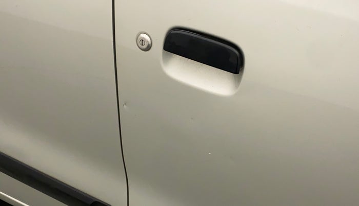 2018 Maruti Wagon R 1.0 LXI CNG (O), CNG, Manual, 76,023 km, Driver-side door - Slightly dented