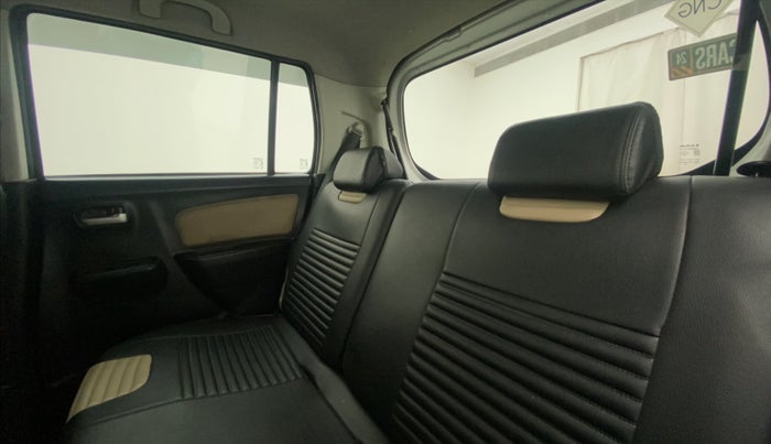 2018 Maruti Wagon R 1.0 LXI CNG (O), CNG, Manual, 76,023 km, Right Side Rear Door Cabin