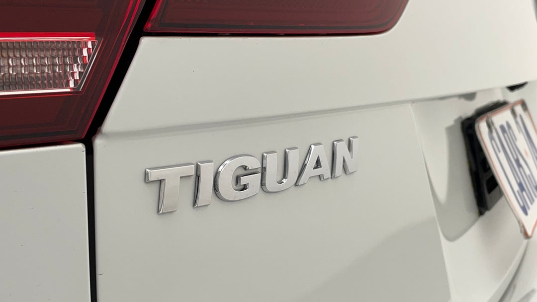 2017 Volkswagen Tiguan 132 Tsi Comfortline, Automatic, 53744 km, Badge (Boot Left Side)