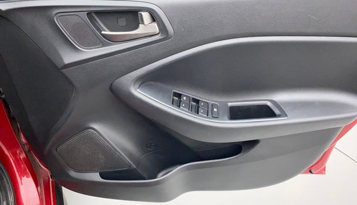 2017 Hyundai i20 Active 1.2 BASE, Petrol, Manual, 33,689 km, Driver Side Door Panels Control