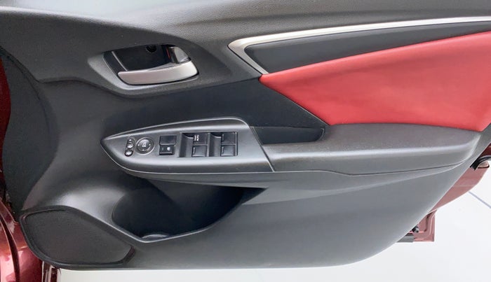 2016 Honda Jazz 1.2 V AT, Petrol, Automatic, 49,524 km, Driver Side Door Panels Control