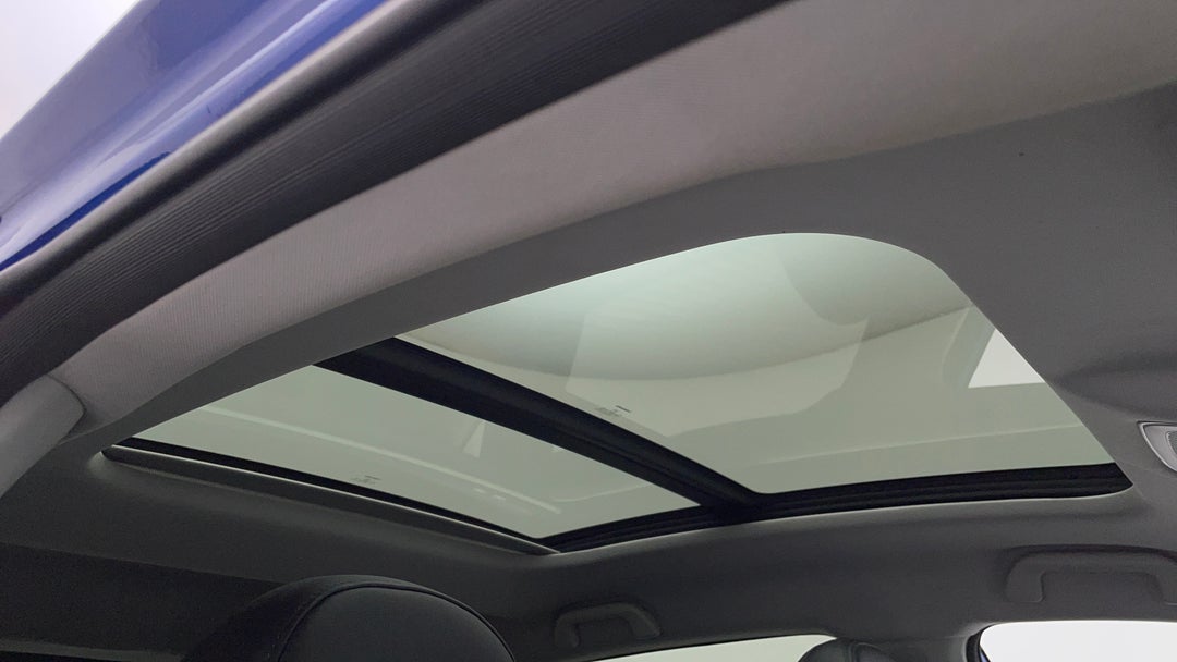 Interior Sunroof/Moonroof