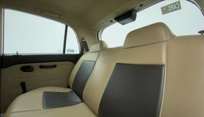 2012 Hyundai Santro Xing GL PLUS, Petrol, Manual, 48,462 km, Right Side Rear Door Cabin