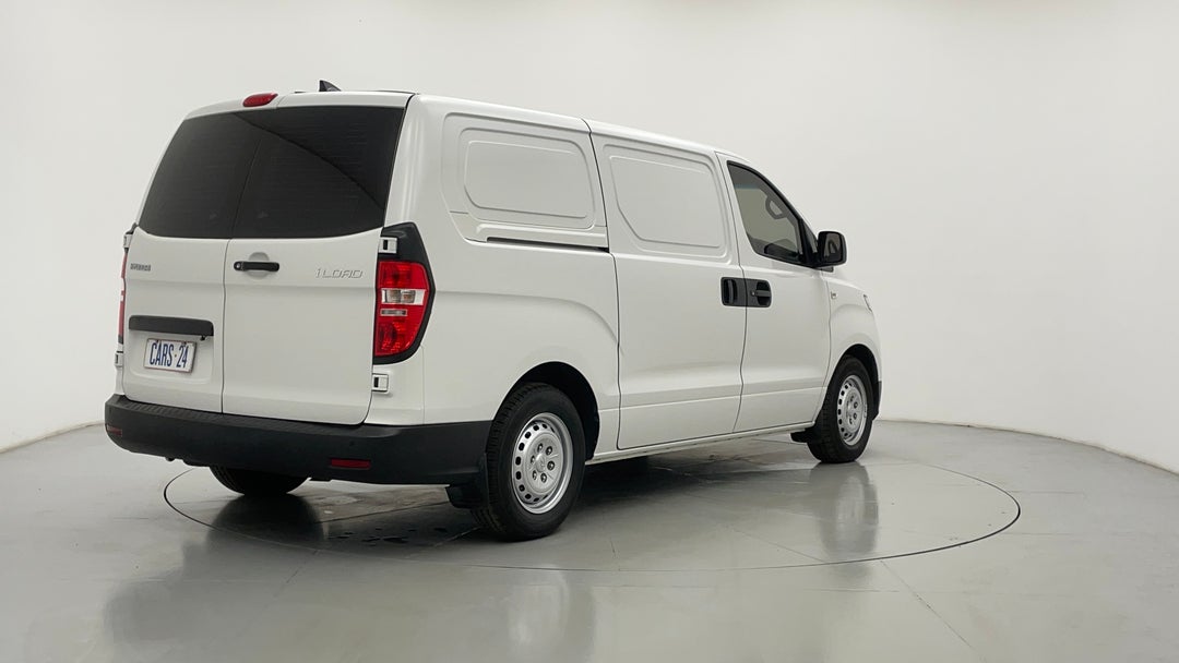 Right Back Diagonal (45- Degree) View