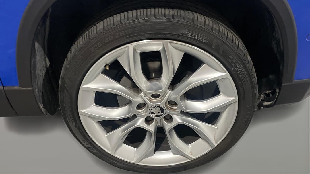 2019 SKODA Karoq 110tsi, Automatic, 85230 km, Right Front Wheel
