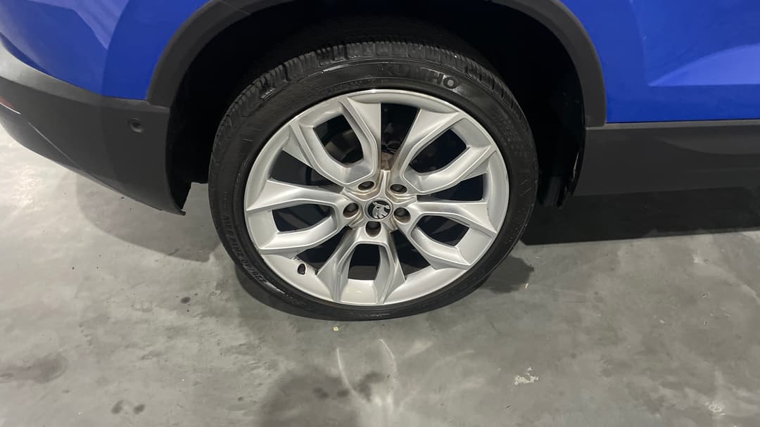 2019 SKODA Karoq 110tsi, Automatic, 85230 km, Right Rear Wheel