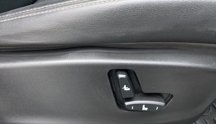 2019 MG HECTOR SHARP DCT PETROL, Petrol, Automatic, 37,934 km, Driver Side Adjustment Panel