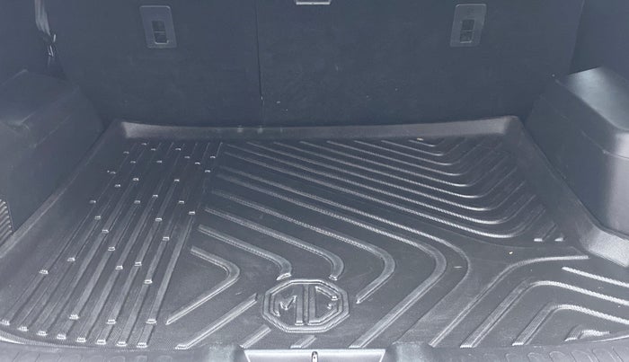 2019 MG HECTOR SHARP DCT PETROL, Petrol, Automatic, 37,934 km, Boot Inside