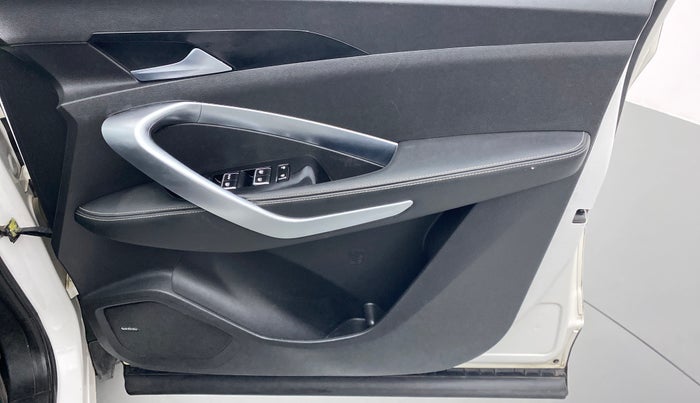 2019 MG HECTOR SHARP DCT PETROL, Petrol, Automatic, 37,934 km, Driver Side Door Panels Control