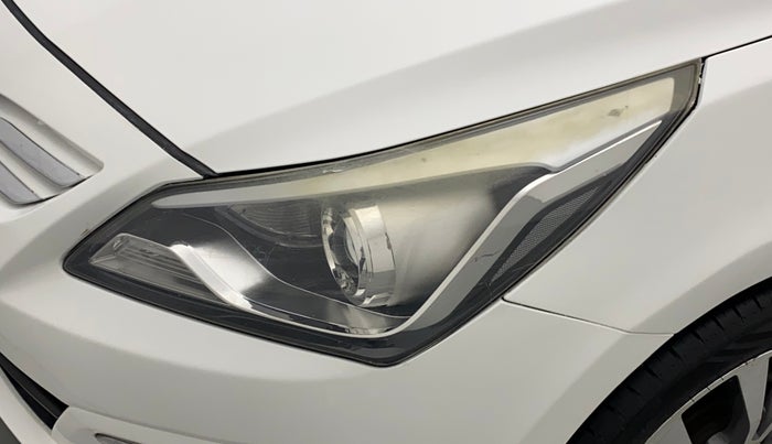 2016 Hyundai Verna 1.6 CRDI SX, Diesel, Manual, 1,18,607 km, Left headlight - Faded