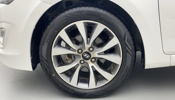 2016 Hyundai Verna 1.6 CRDI SX, Diesel, Manual, 1,18,607 km, Left Front Wheel